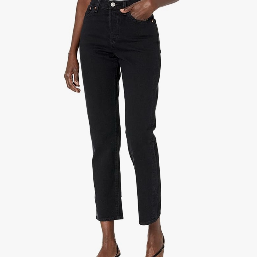LEVI Women's Black Jeans